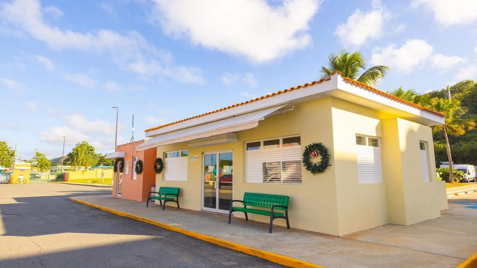 Condo Beach Court Isabela Puerto Rico