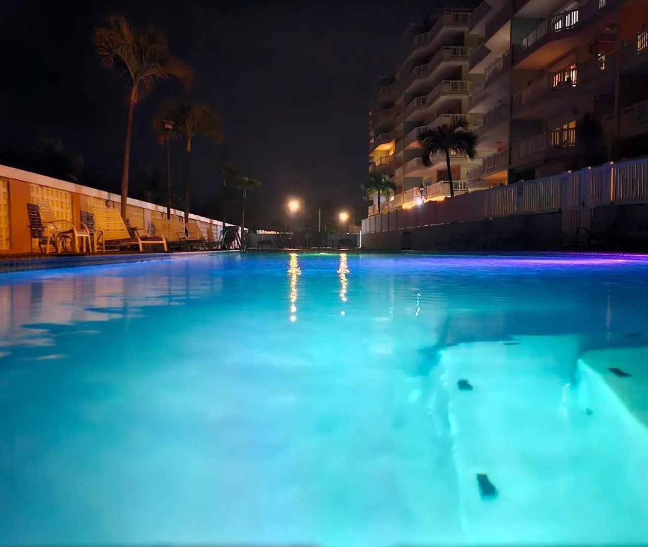 Condo Beach Court Isabela 0*,