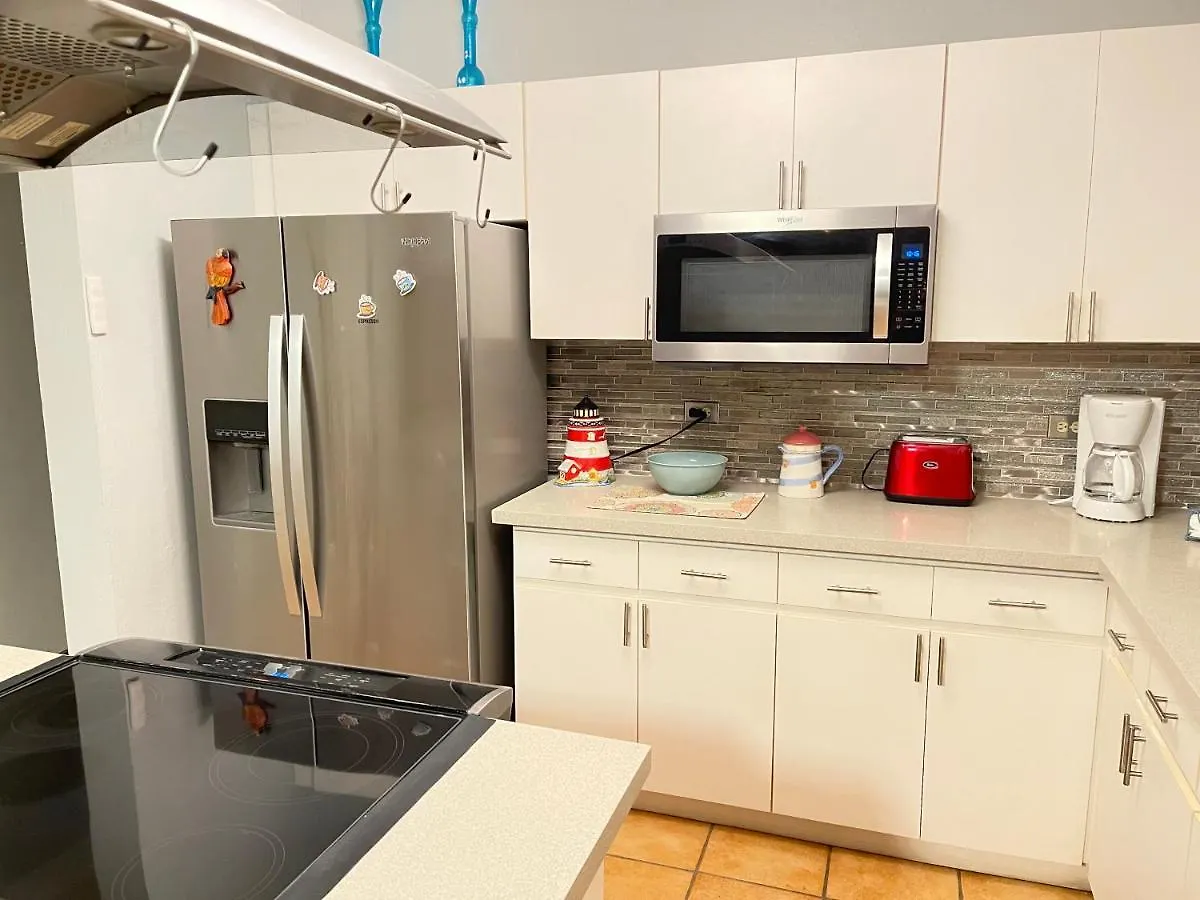 Condo Beach Court إيزابيلا شقة